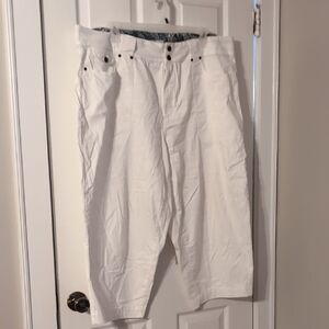 Cato White Men’s Flat Front Shorts